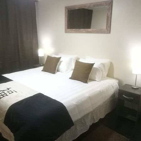 Apartamentos Santiago Centro R&M Екстериор снимка